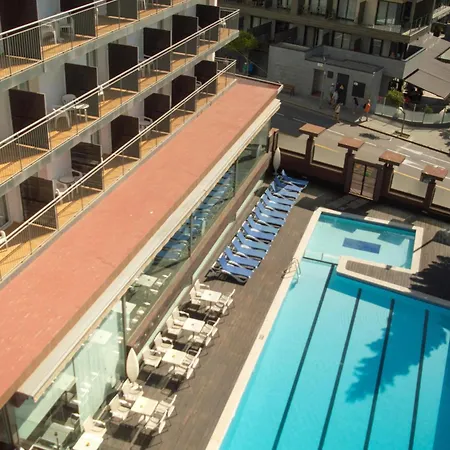Alegria Mariner 4* يوريت دي مار