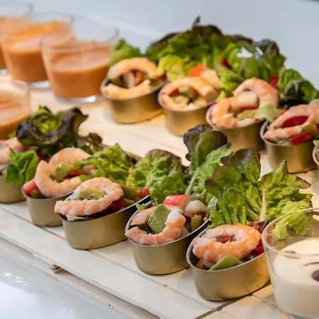 ホテル The Place Mariner By Alegria Adults Only